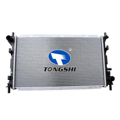 适用于?？怂?.0L 00-01 MT散热器