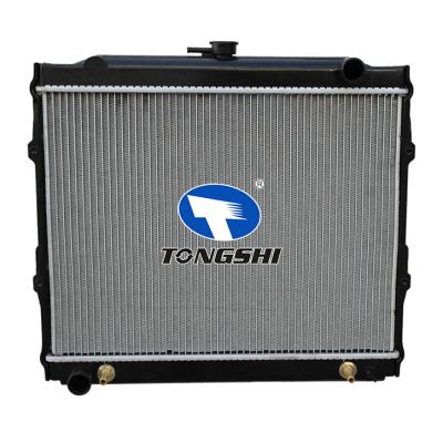 适用于TOYOTA??4?RUNNER?2.4?85-?AT  散热器