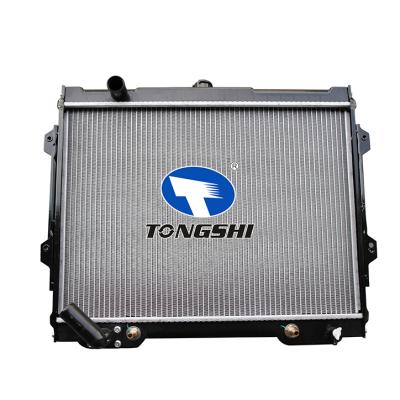 适用于三菱帕杰罗?PAJERO V33'92-98 AT散热器?