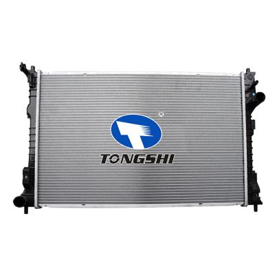 适用于探险者 3.5L V6 11-15 MT散热器