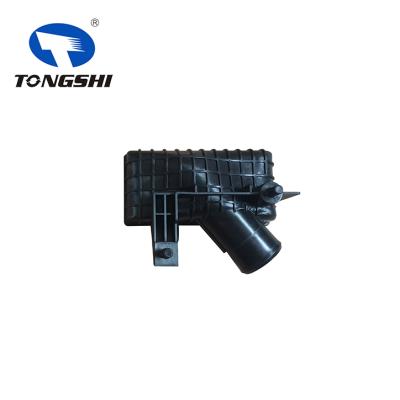 适用于尼桑Juke?L4?1.6L?11-12塑胶水室