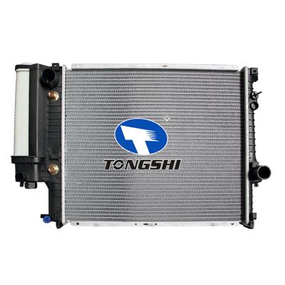 适用于宝马?E?39?520?散热器?