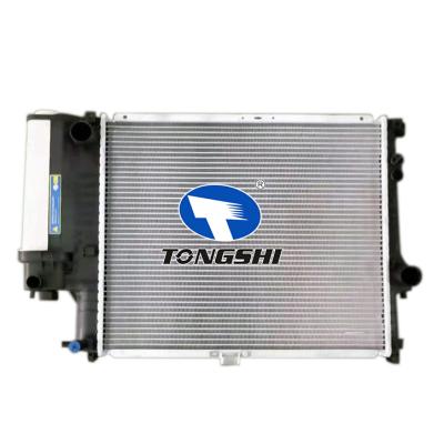 适用于宝马?E 39 520 95- MT?散热器?