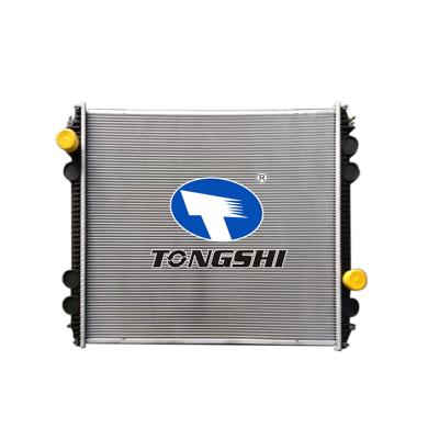 适用于?FREIGHTLINER??MT????重卡散热器