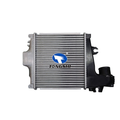 适用于??海拉克斯?Hilux?D40?2011-2015??中冷器