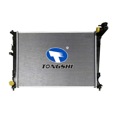 适用于福瑞迪?FORTE?2.0?L4?MT散热器