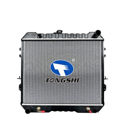 适用于HILUX?2.4?LN65(G)?89-?AT散热器