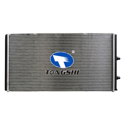 适用于宝马 F80/F82/F83/F8 MT散热器